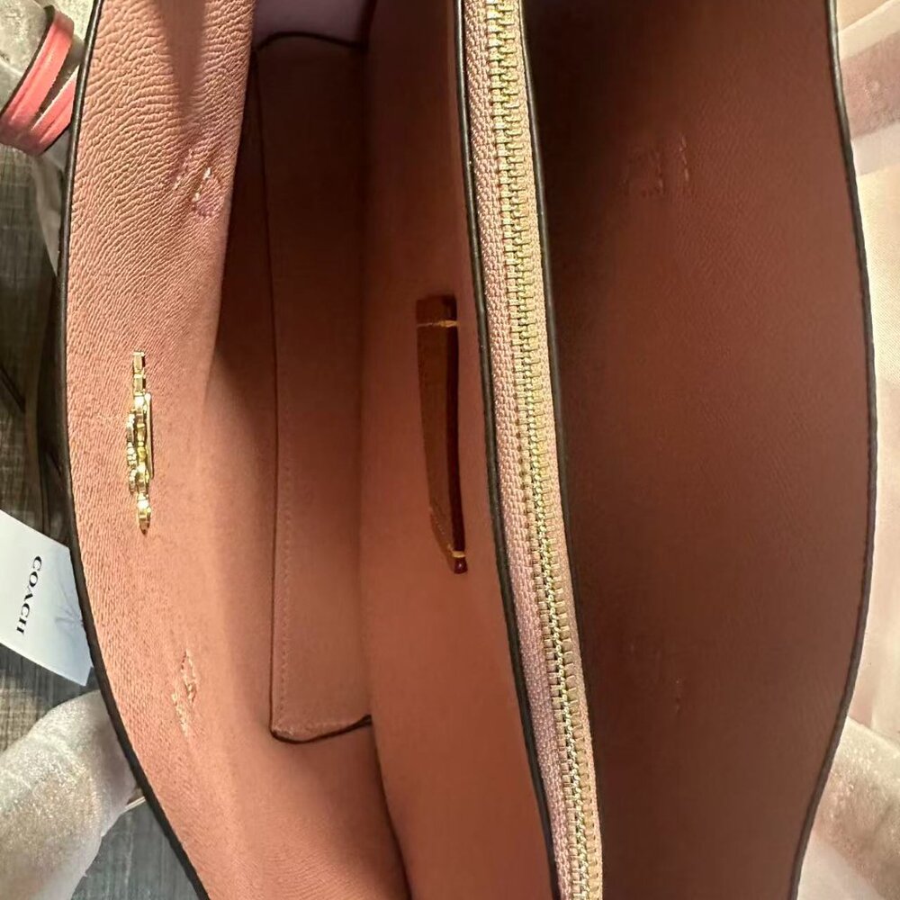 NWT COACH Mollie Tote Bag 25 In Signature (CER24) Powder Pink - Picture 5 of 6